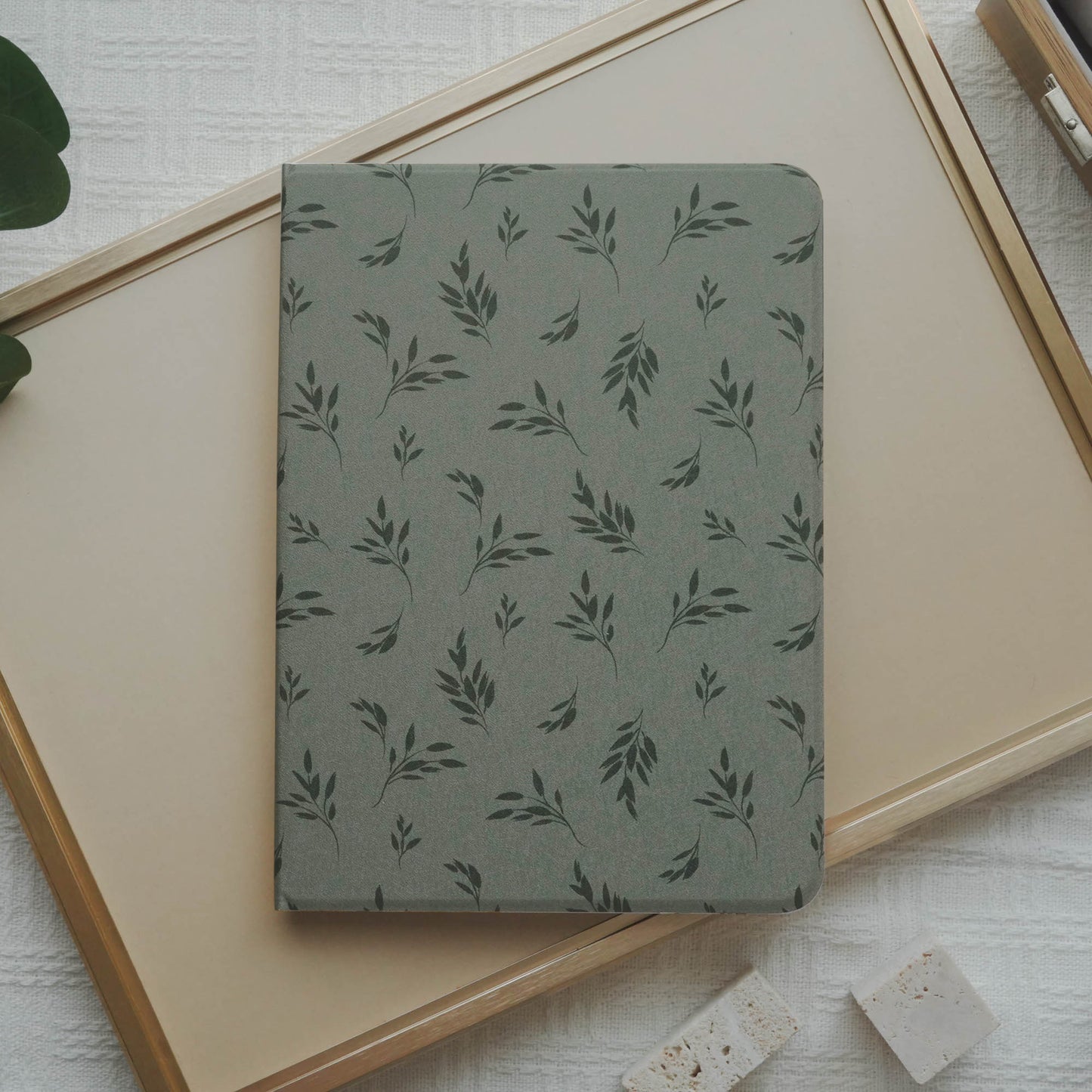Design Sage Green Pencil Magnetic Pen Slot iPad Protective Case