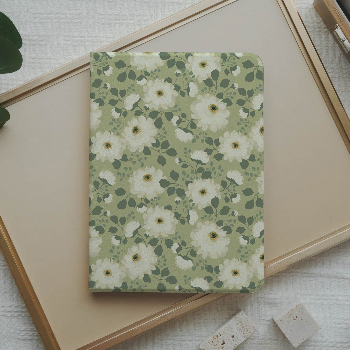 Design Evergreen Blossom Pencil Magnetic Pen Slot iPad Protective Case
