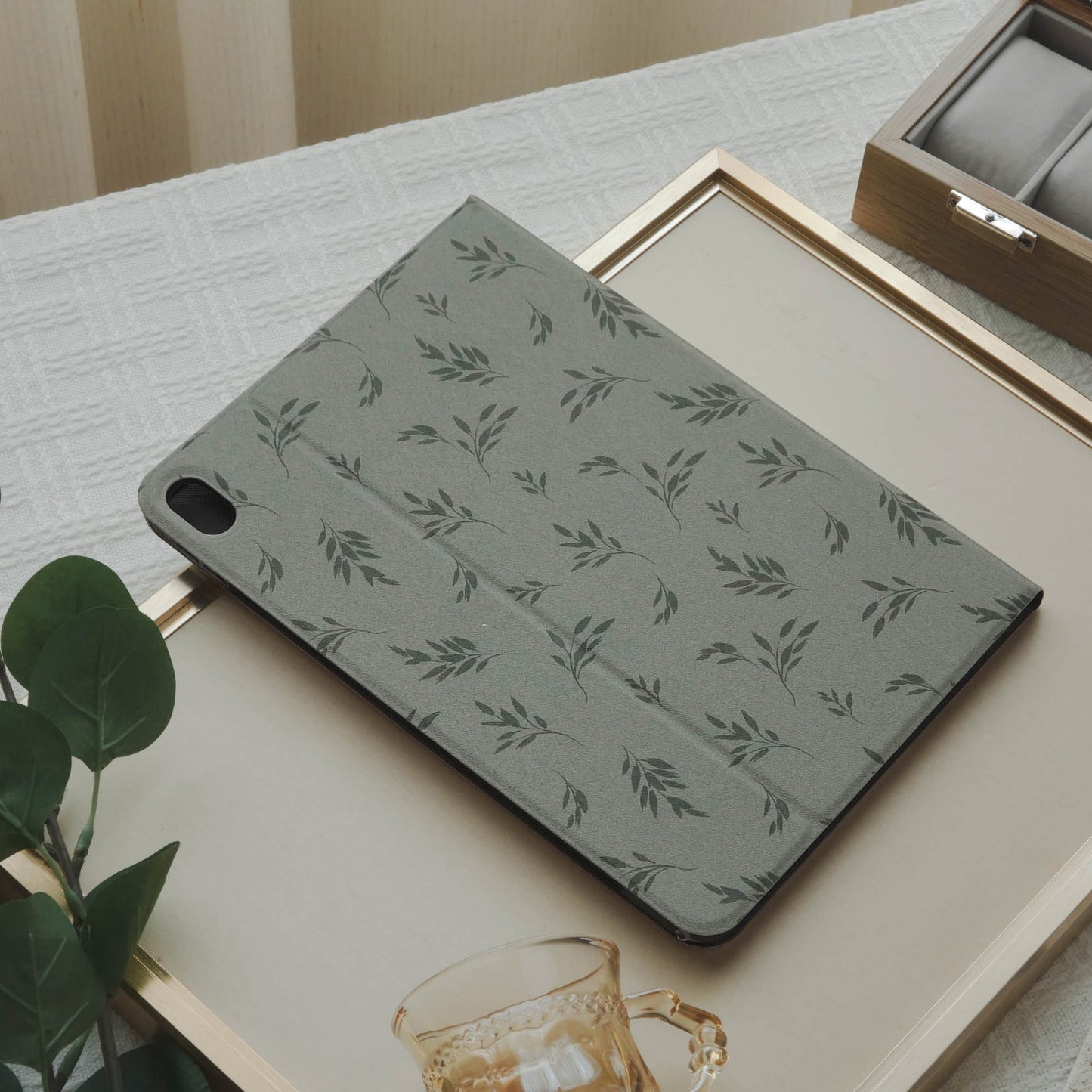 Design Sage Green Pencil Magnetic Pen Slot iPad Protective Case