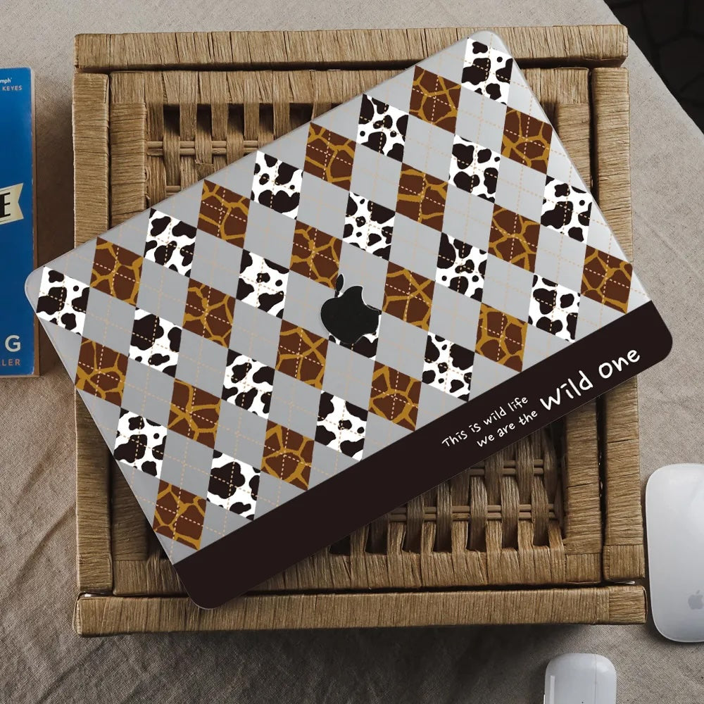 This Is Us Design - Lozenge Leopard Macbook Case