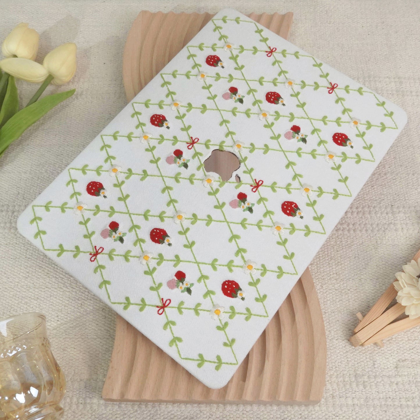 Embroidered Series ♾ Berry Meadow Delicate Stitch DetailingMacBook Case