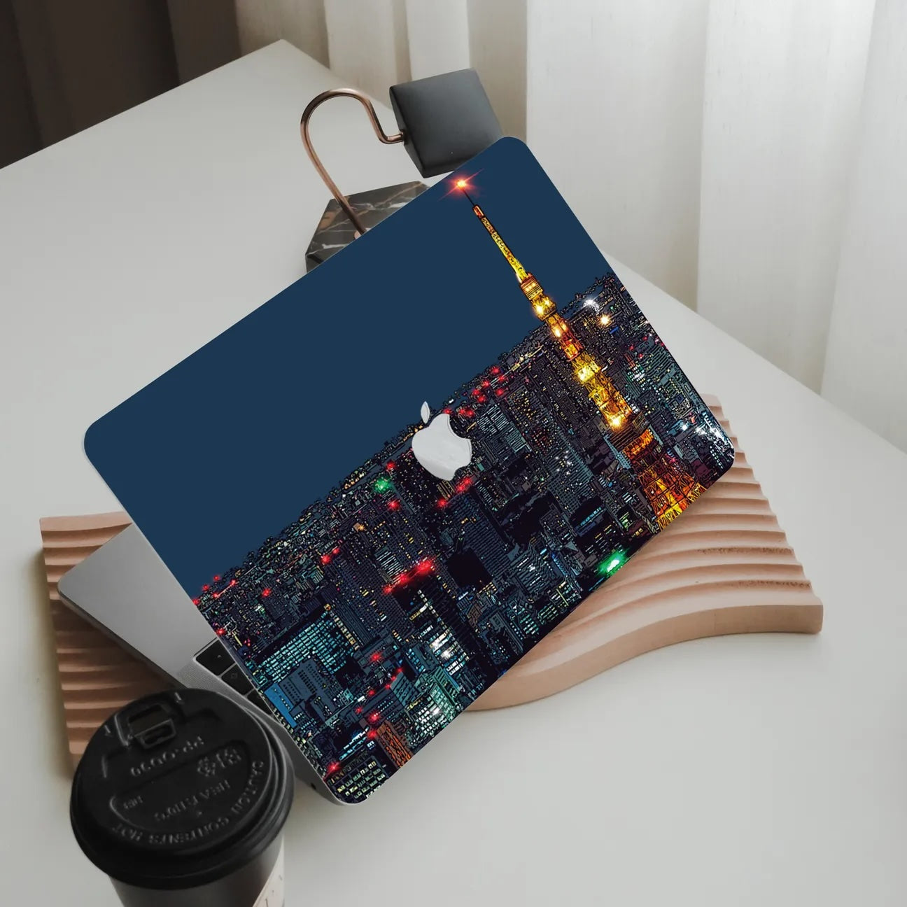 This Is Us Design -Tokyo night view Macbook Case