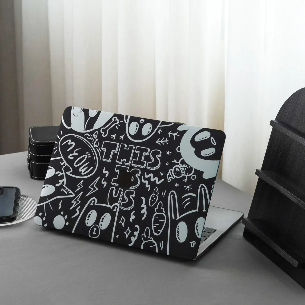 This Is Us Design - Animal Party Macbook Case
