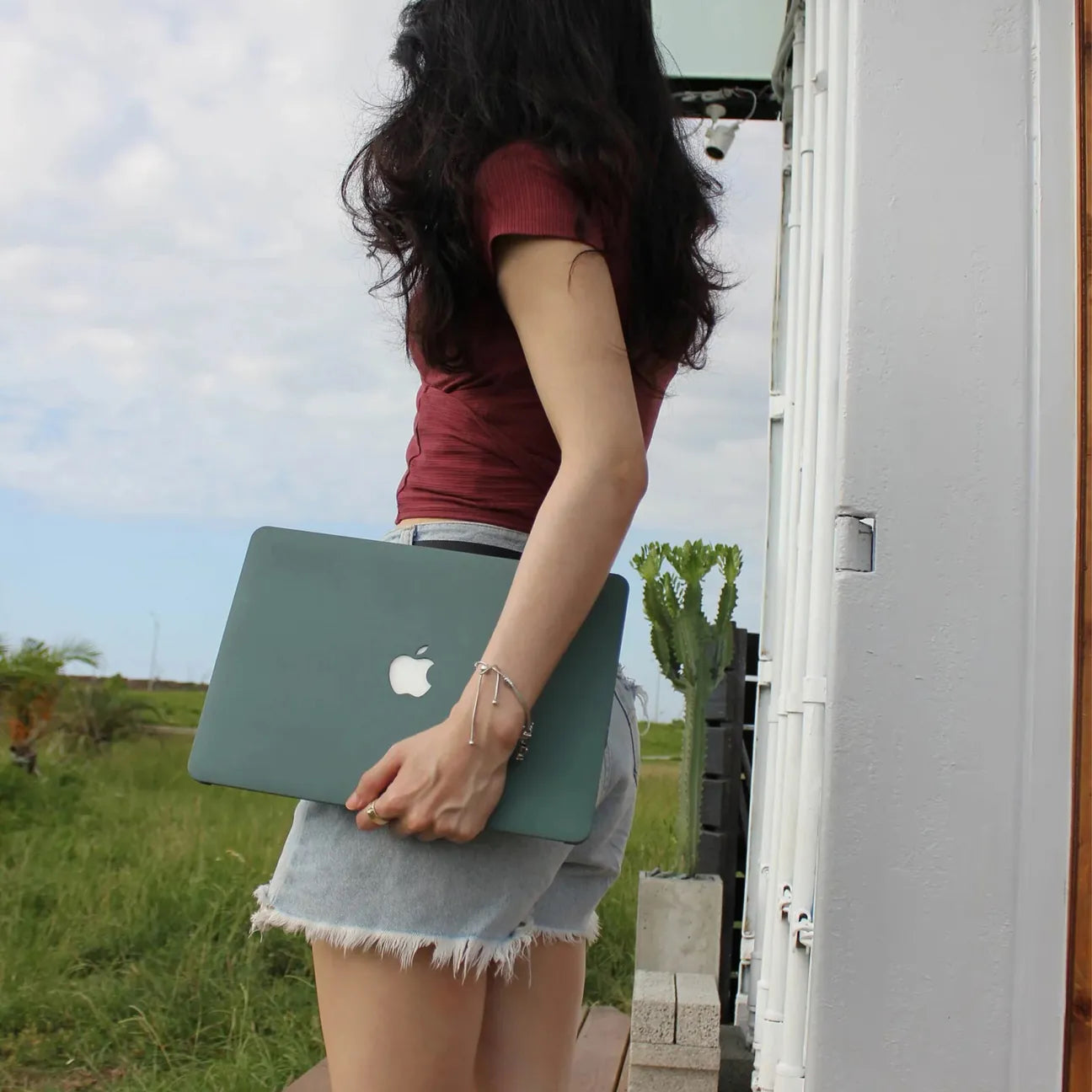 Midnight Green Frosted Macbook Case