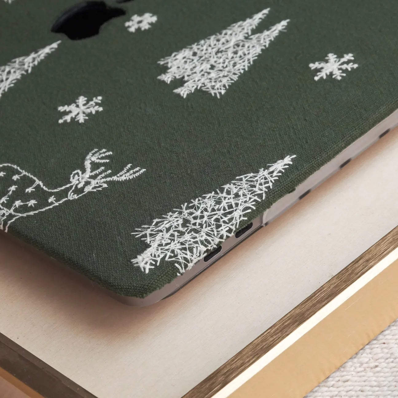 Christmas tree & Elk Embroidered Leather Macbook Case