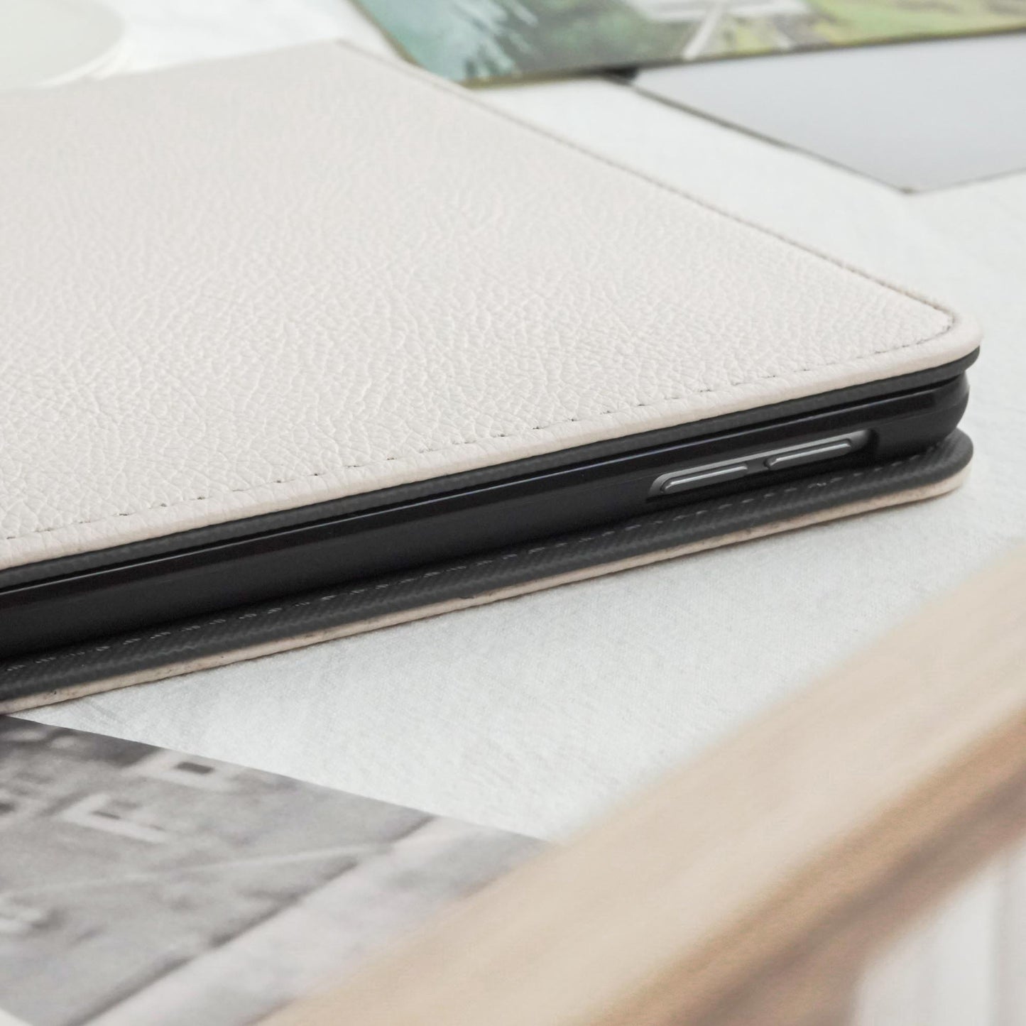 Leather Series ♾ White Lychee Skin iPad Protective Case