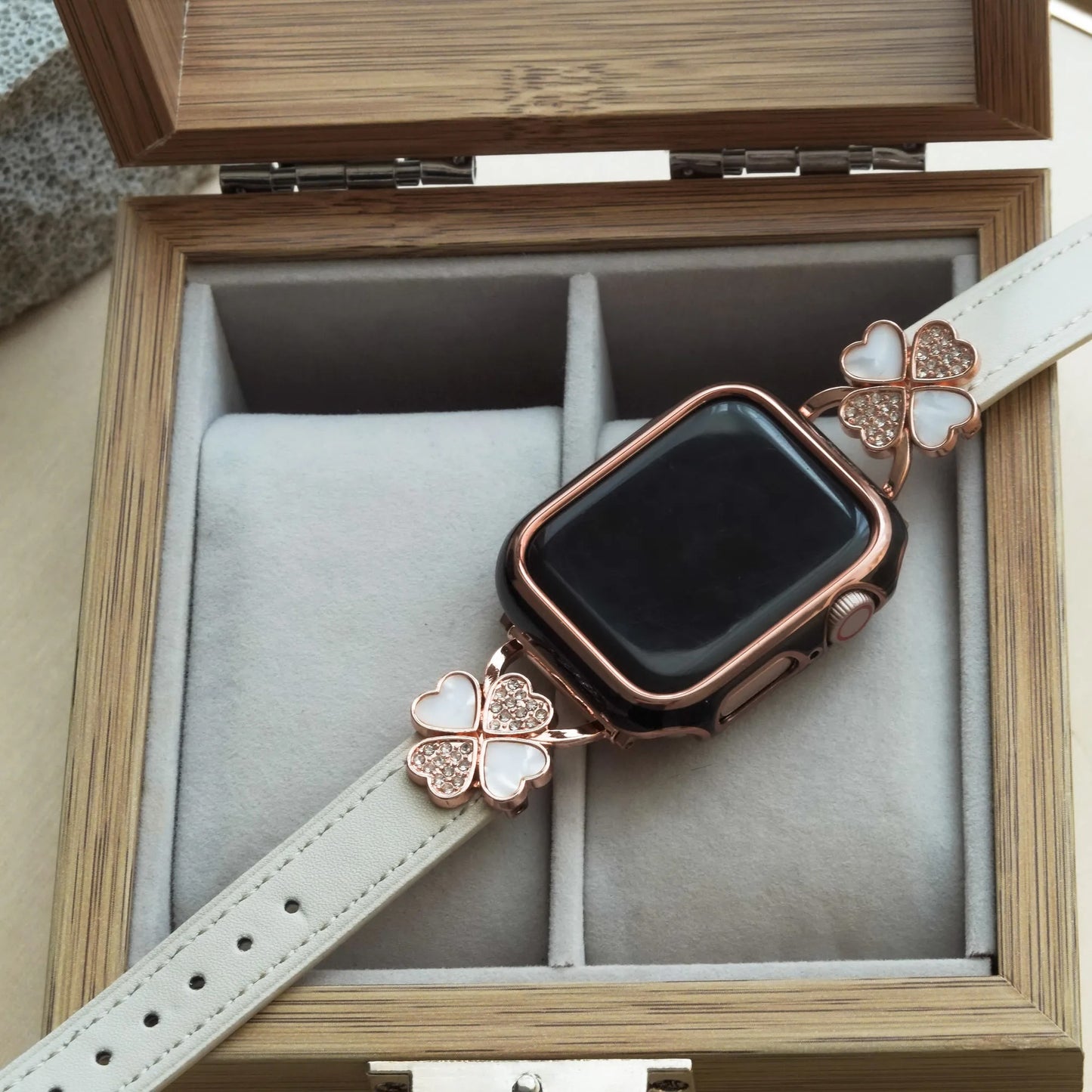 Clover Leather with Diamond Apple Watch strap