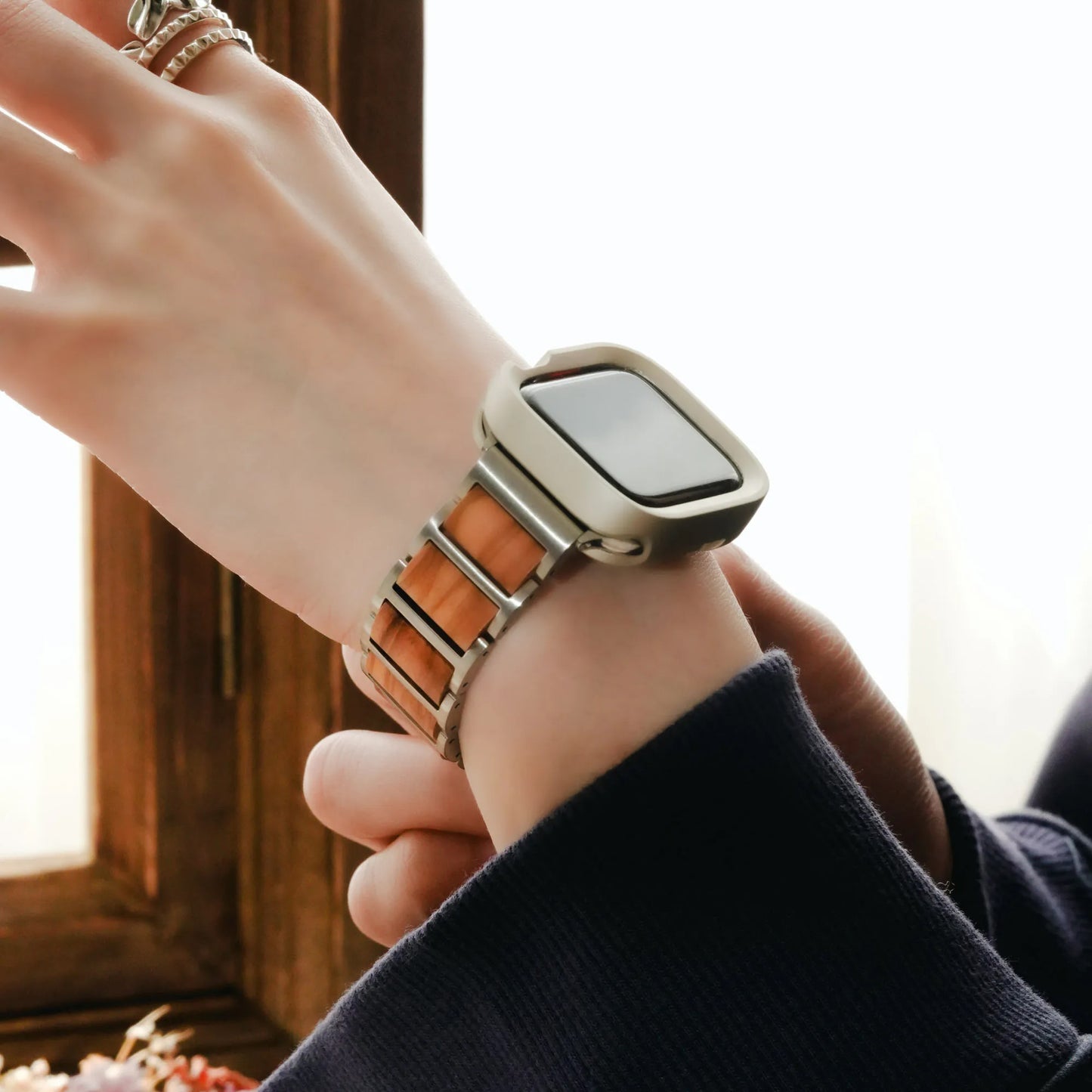 Wood Grain Checkered Pattern with Metal Butterfly Clasp Apple Watch strap