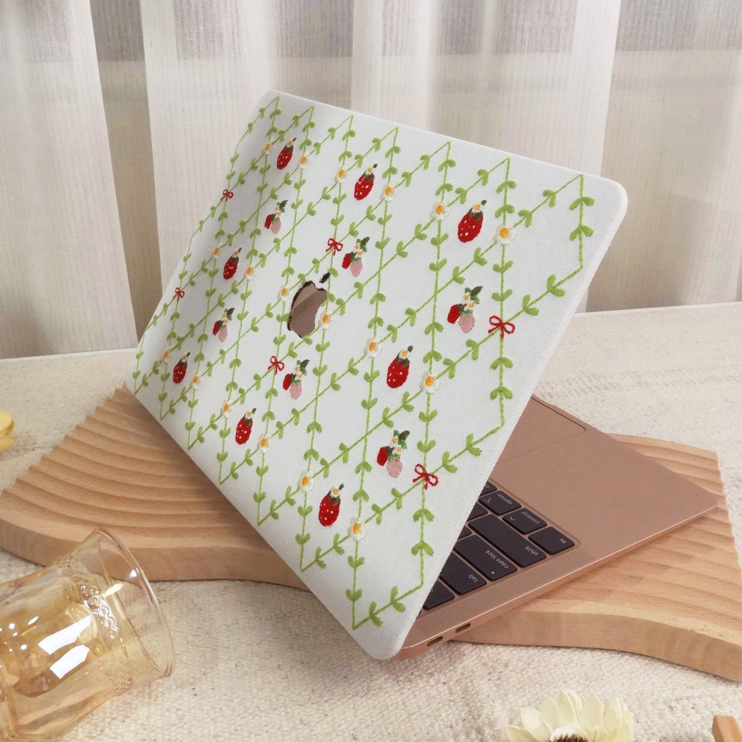 Embroidered Series ♾ Berry Meadow Delicate Stitch DetailingMacBook Case