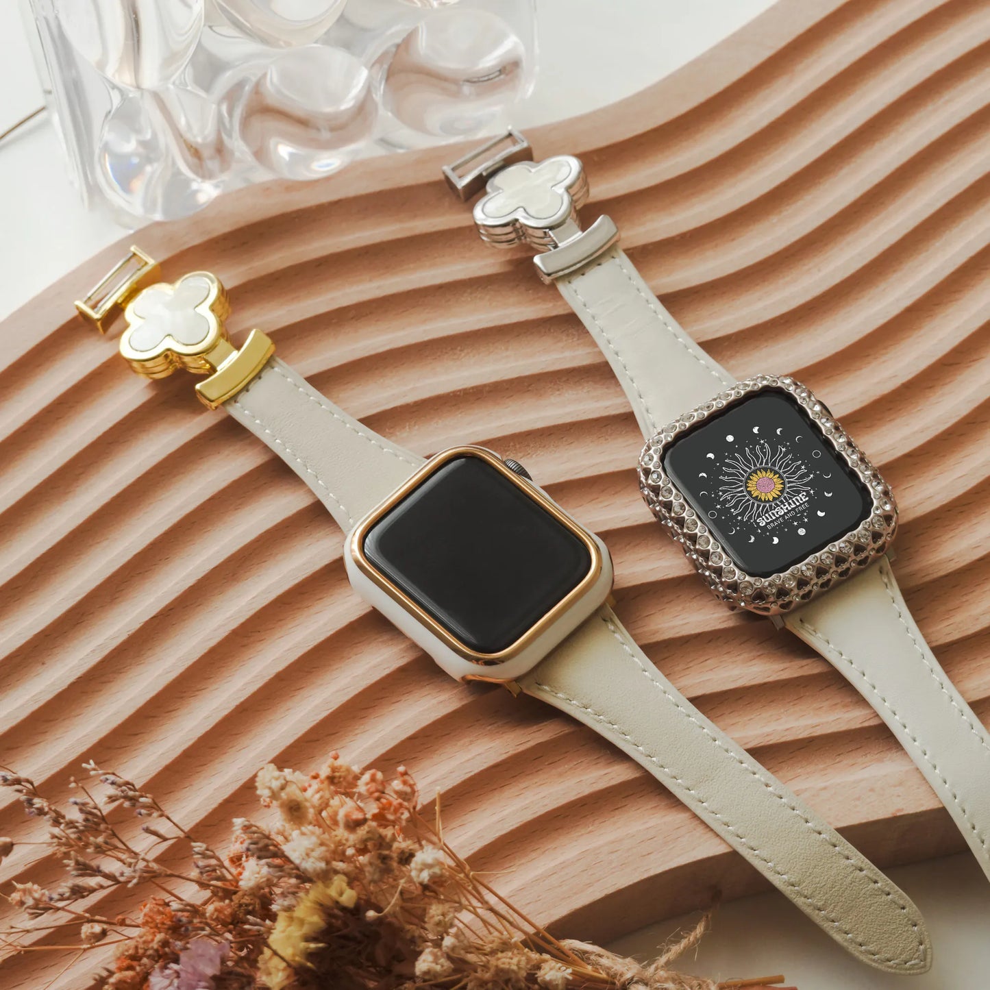 Lucky Clover Magnetic Leather-Blend Apple Watch Band