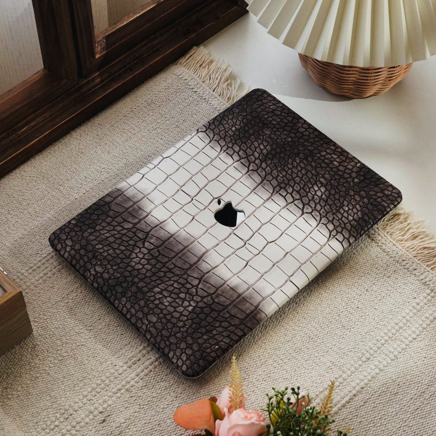 Himalaya ♾ Crocodile Leather Dark Brown Macbook Case