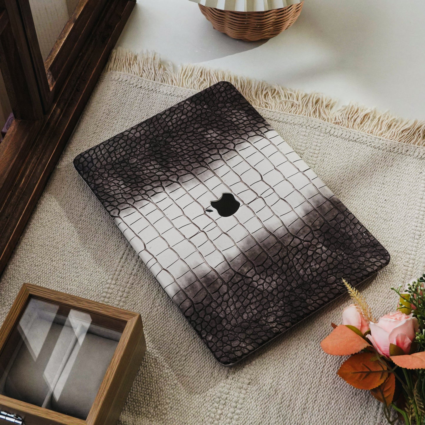 Himalaya ♾ Crocodile Leather Dark Brown Macbook Case