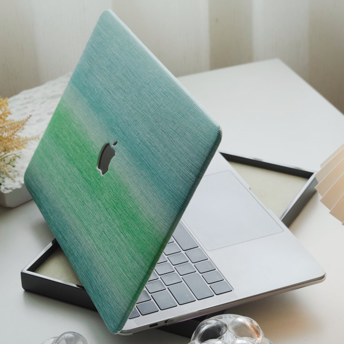 This is us Exquisite Leather ♾ Grass Green Striped Mac Case