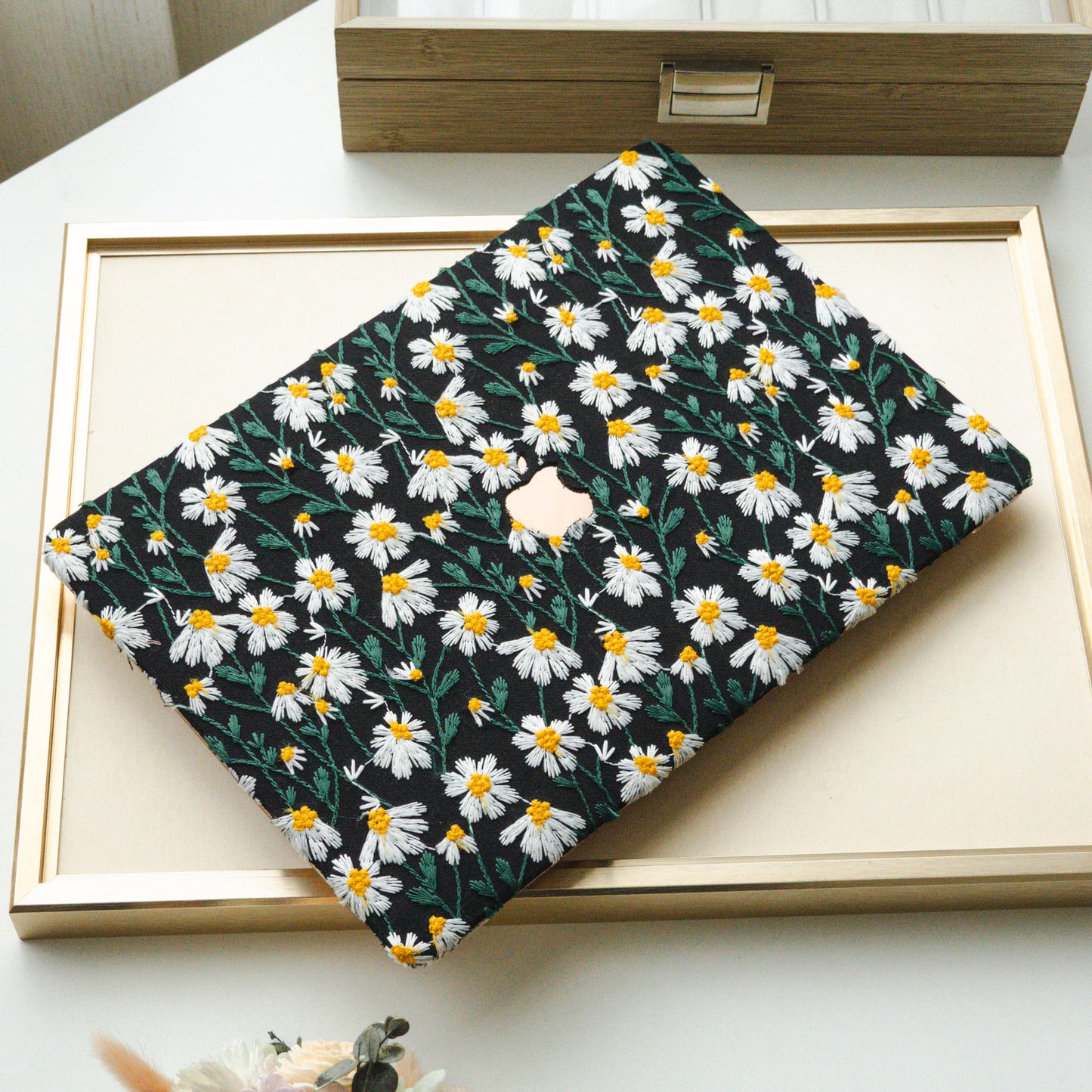 Embroidery Series ♾ Deep Black Daisy Textured Stitching MacBook Case