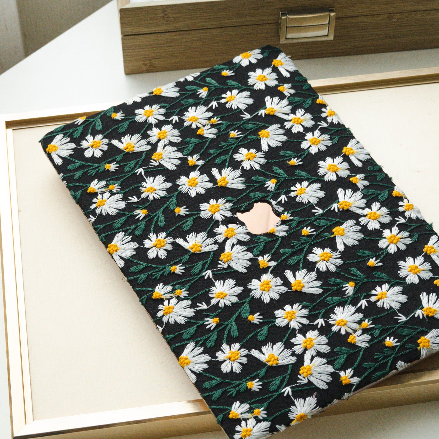 Embroidery Series ♾ Deep Black Daisy Textured Stitching MacBook Case