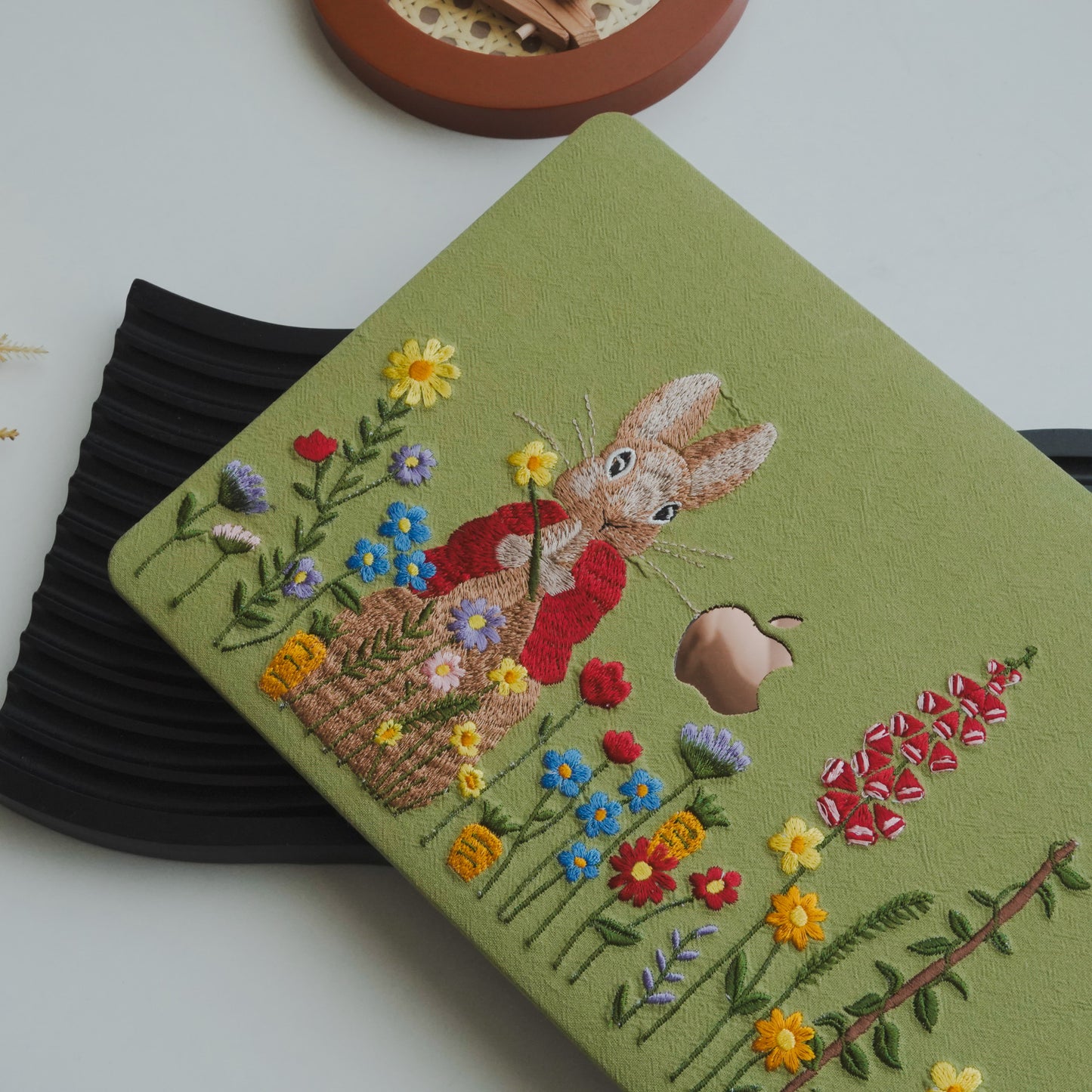 This is us Green Hand-drawn Red-clothed Bunny ♾ Textured Stitching MacBook Case