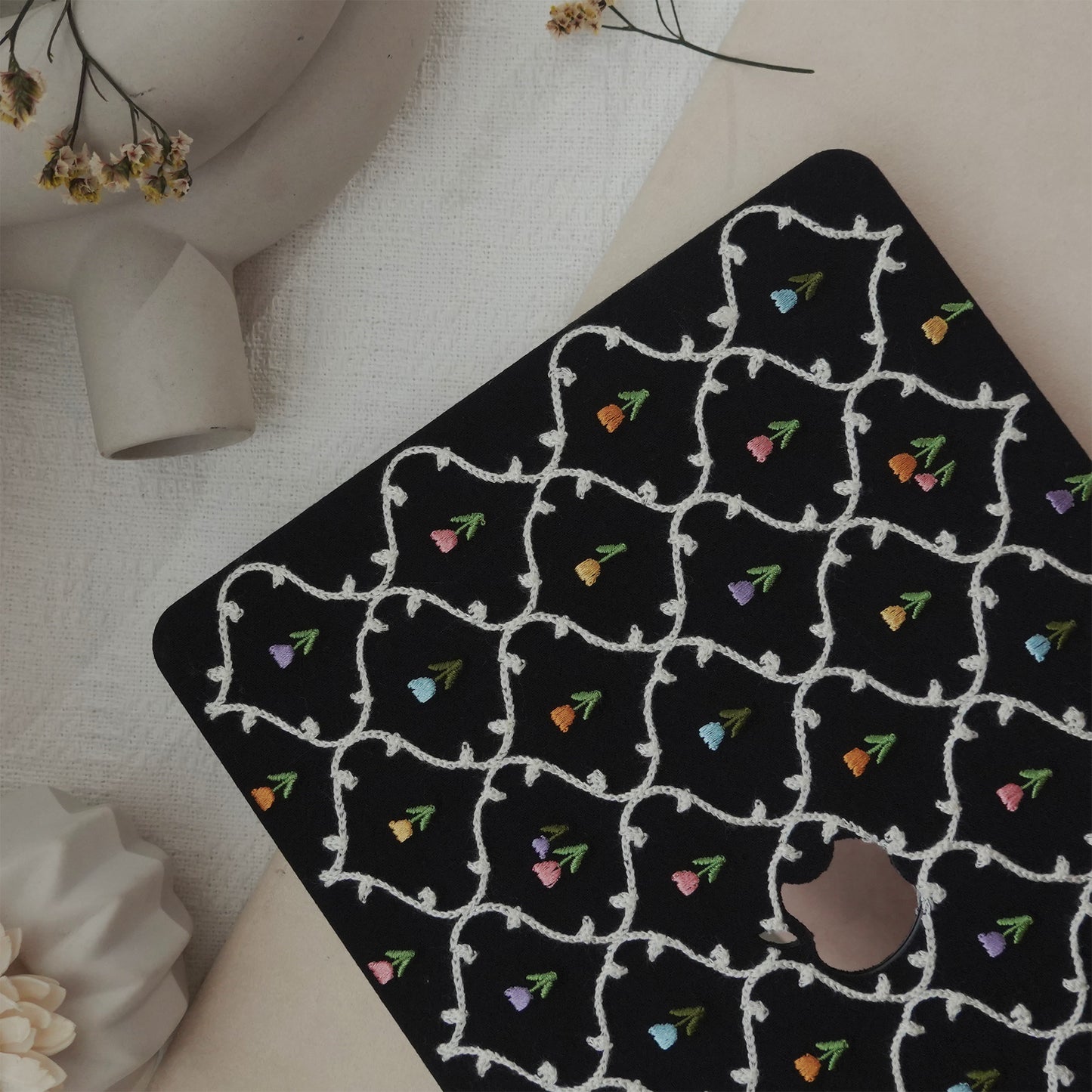 This is us Plaid Floral ♾ Textured Stitching Black Mac Case