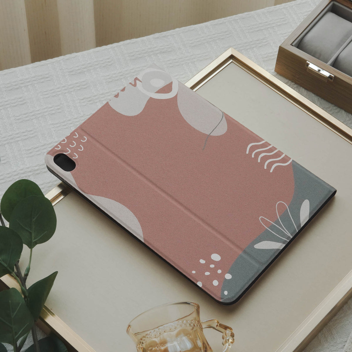 Design Patchwork Brown, Muted Tone Notebook Pencil Magnetic Pen Slot iPad Protective Case