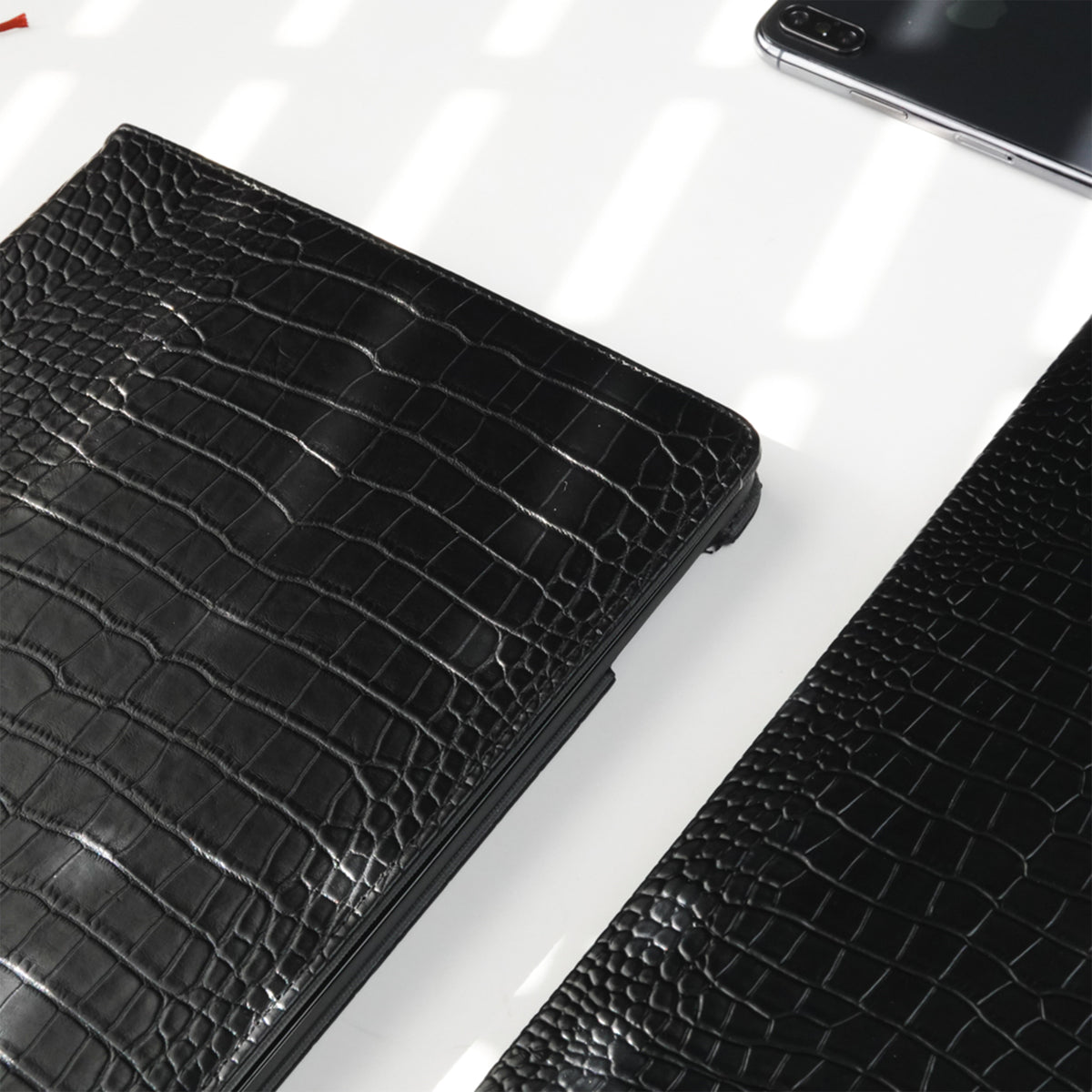 Crocodile Style & Crocodile Black with Pencil Holder iPad Protective Case