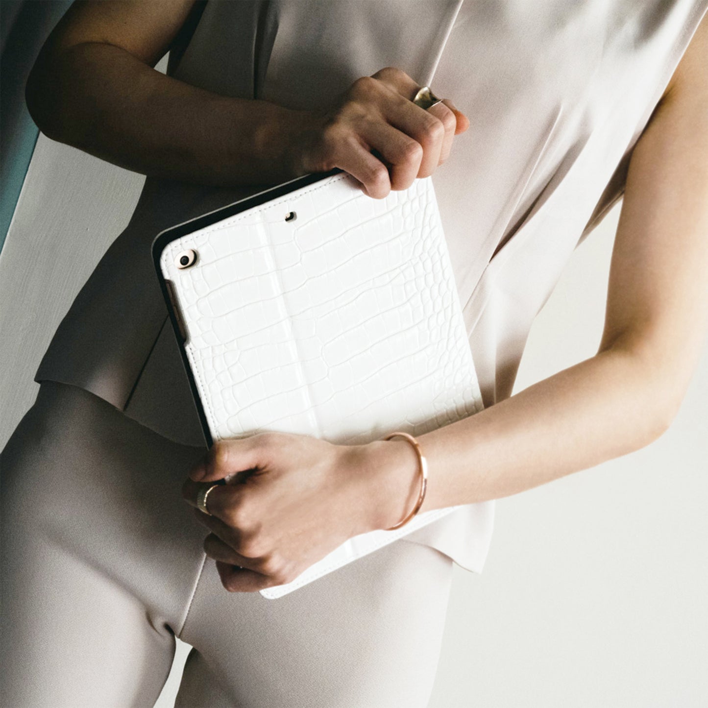 Crocodile Style & Athena White with Pencil Holder iPad Case
