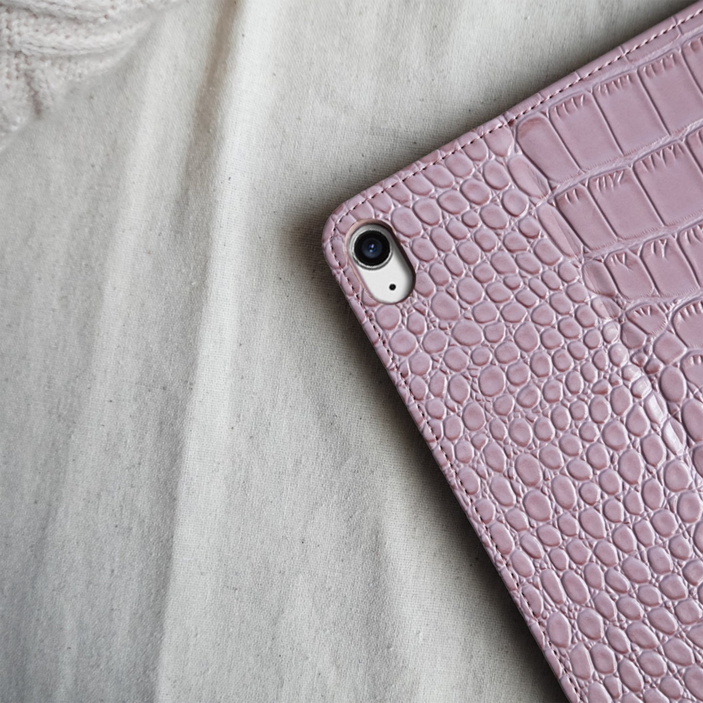 Crocodile Style & Crocodile Pink with Pencil Holder iPad Protective Case