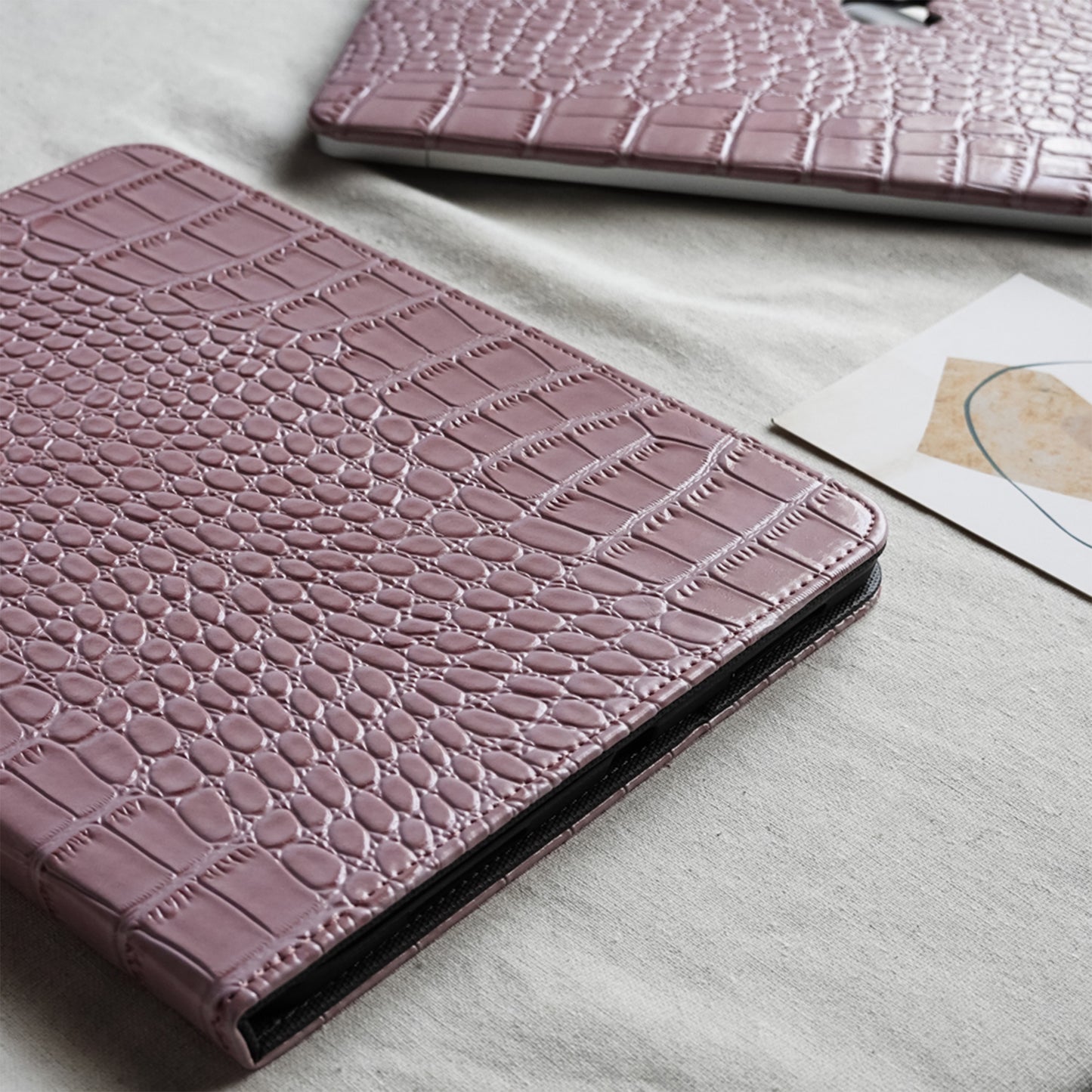 Crocodile Style & Crocodile Pink with Pencil Holder iPad Protective Case