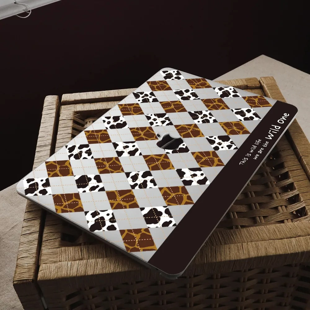 This Is Us Design - Lozenge Leopard Macbook Case