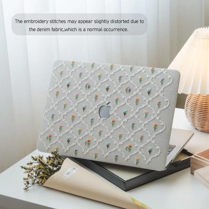 This is us Plaid Floral ♾ Textured Stitching Plain White Mac Case