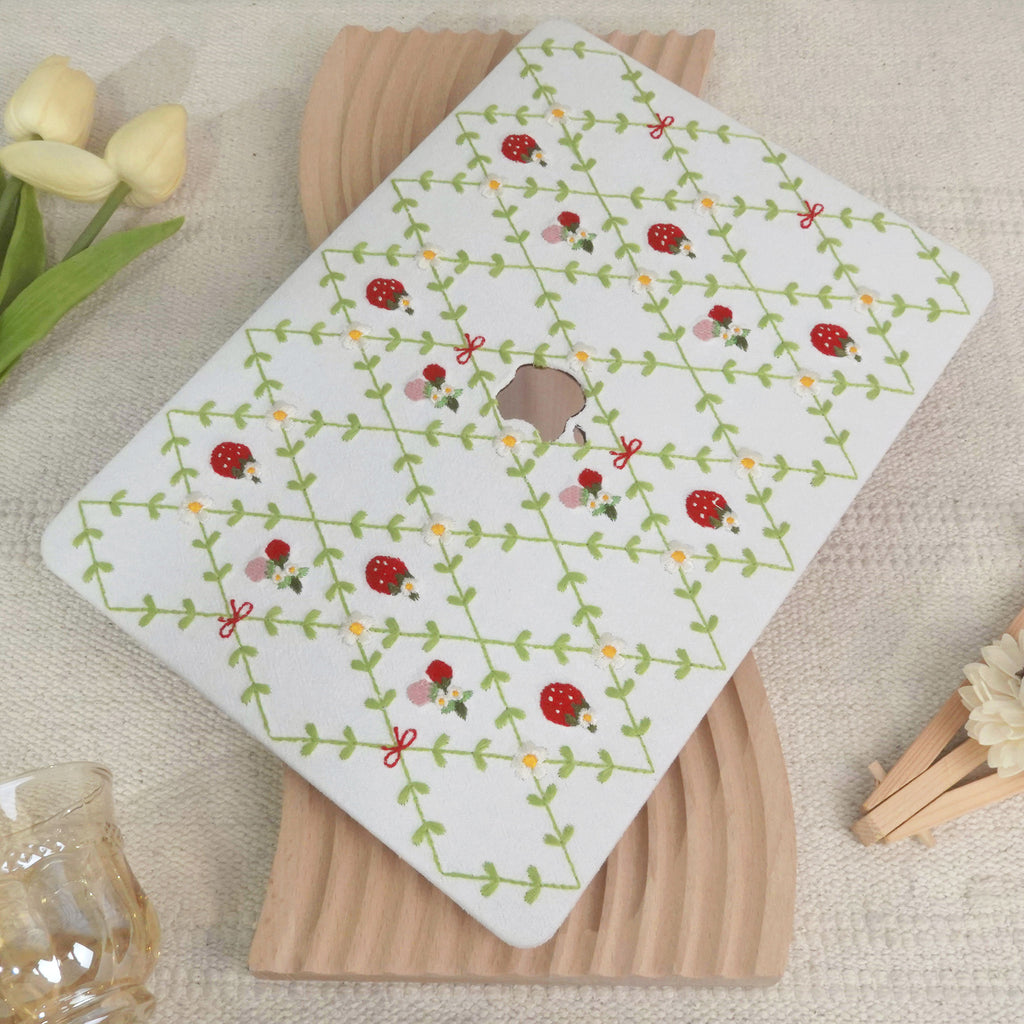 Embroidered Series ♾ Berry Meadow Delicate Stitch DetailingMacBook Case