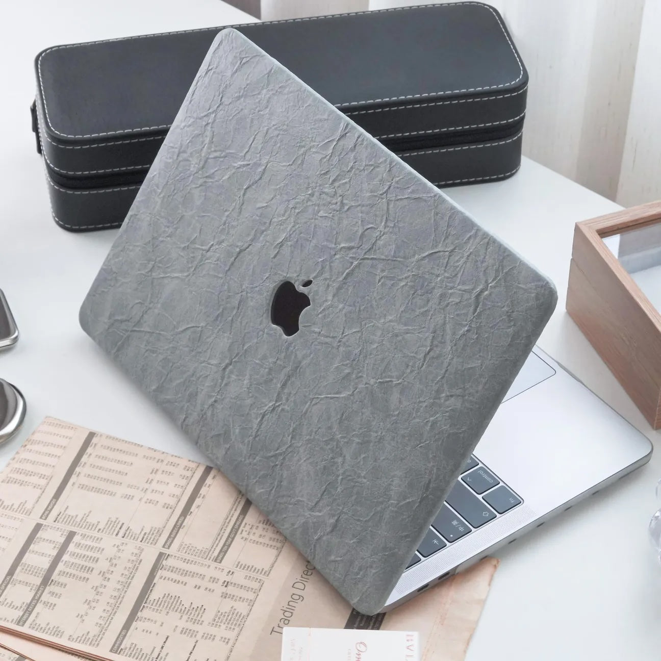 Light Grey Rock Texture Leather Mac Case