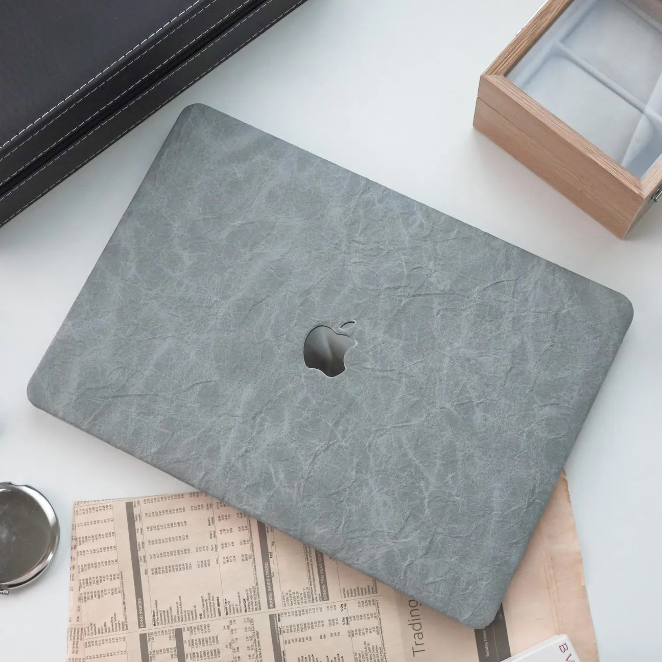 Light Grey Rock Texture Leather Mac Case