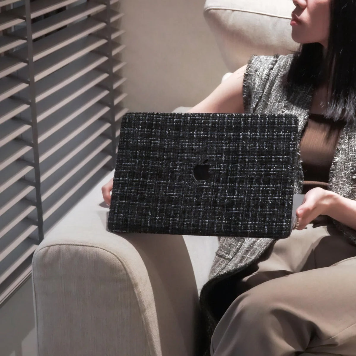 Black Plain Weave w/ Fancy Yarn Texture Macbook Case
