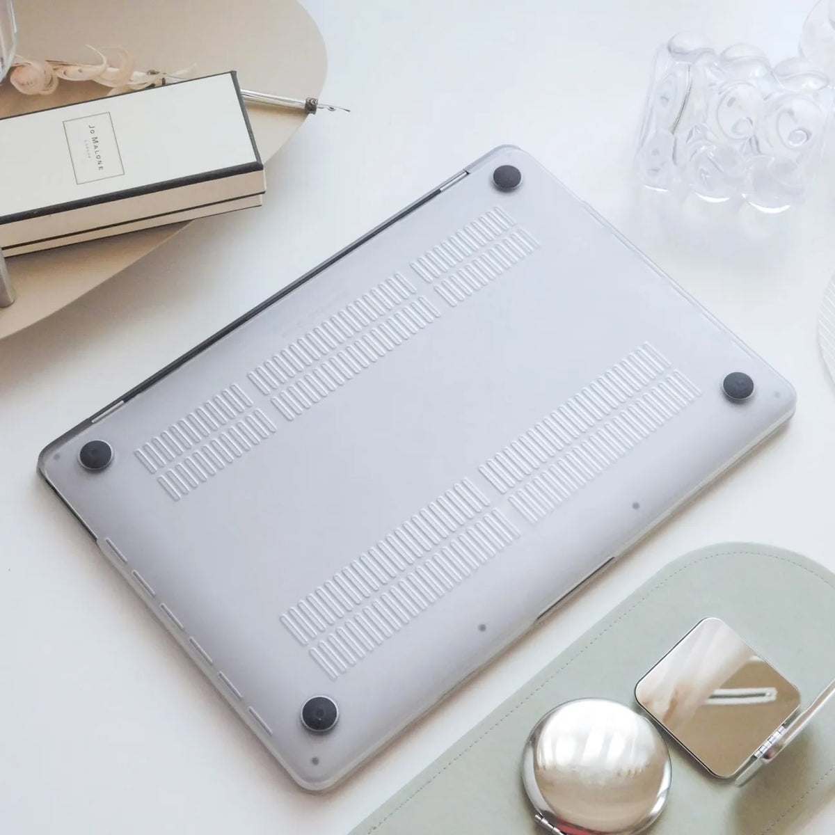 Antique White Embossed Floral Leather Macbook Case