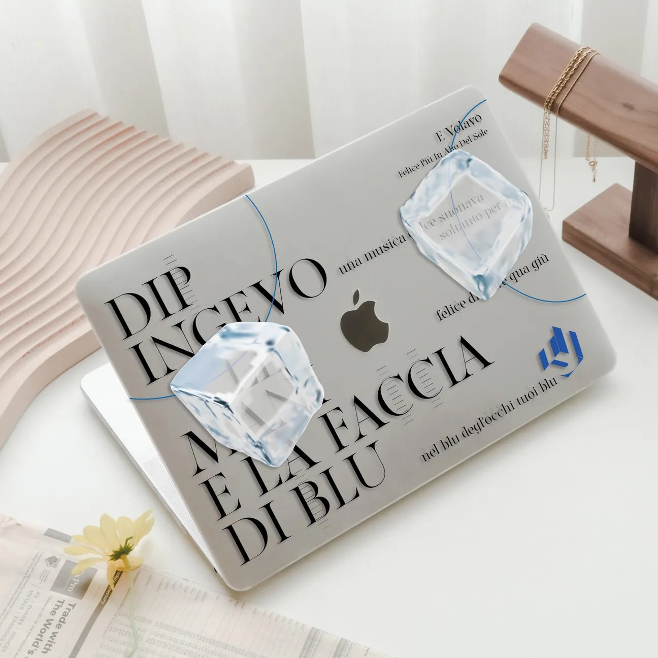 This Is Us Design - “E Volavo” Mac Case