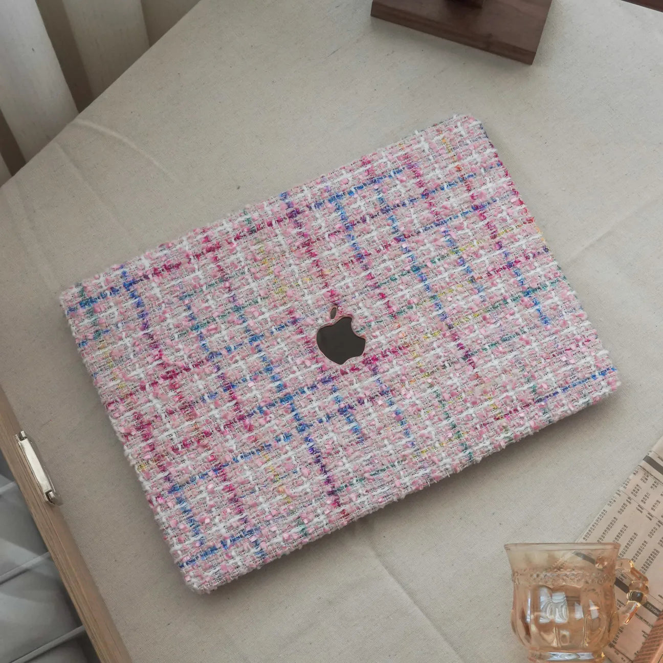 Pink Plain Weave w/ Fancy Yarn Texture Mac Case