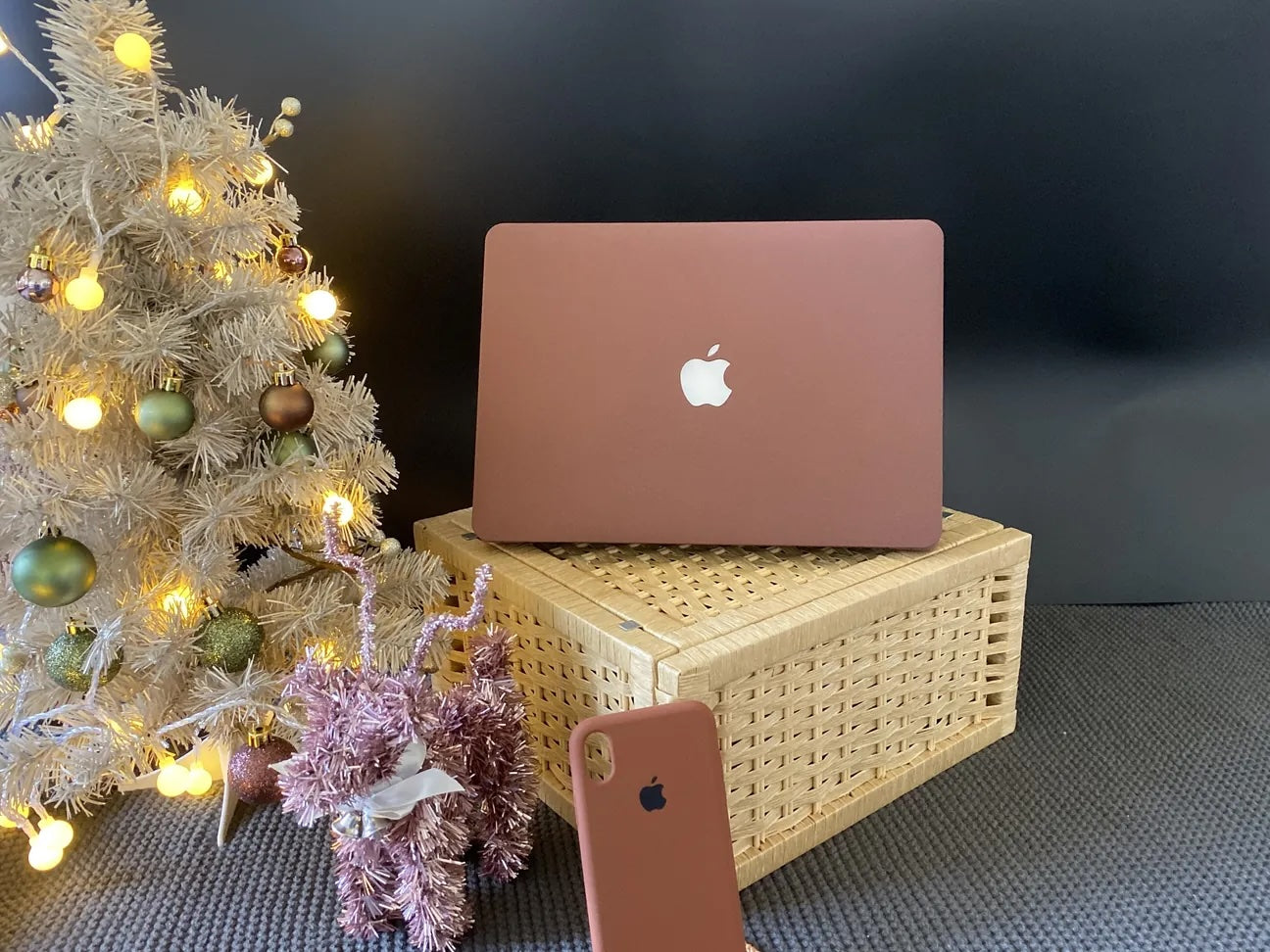 Sugar colouring Frosted Macbook Case