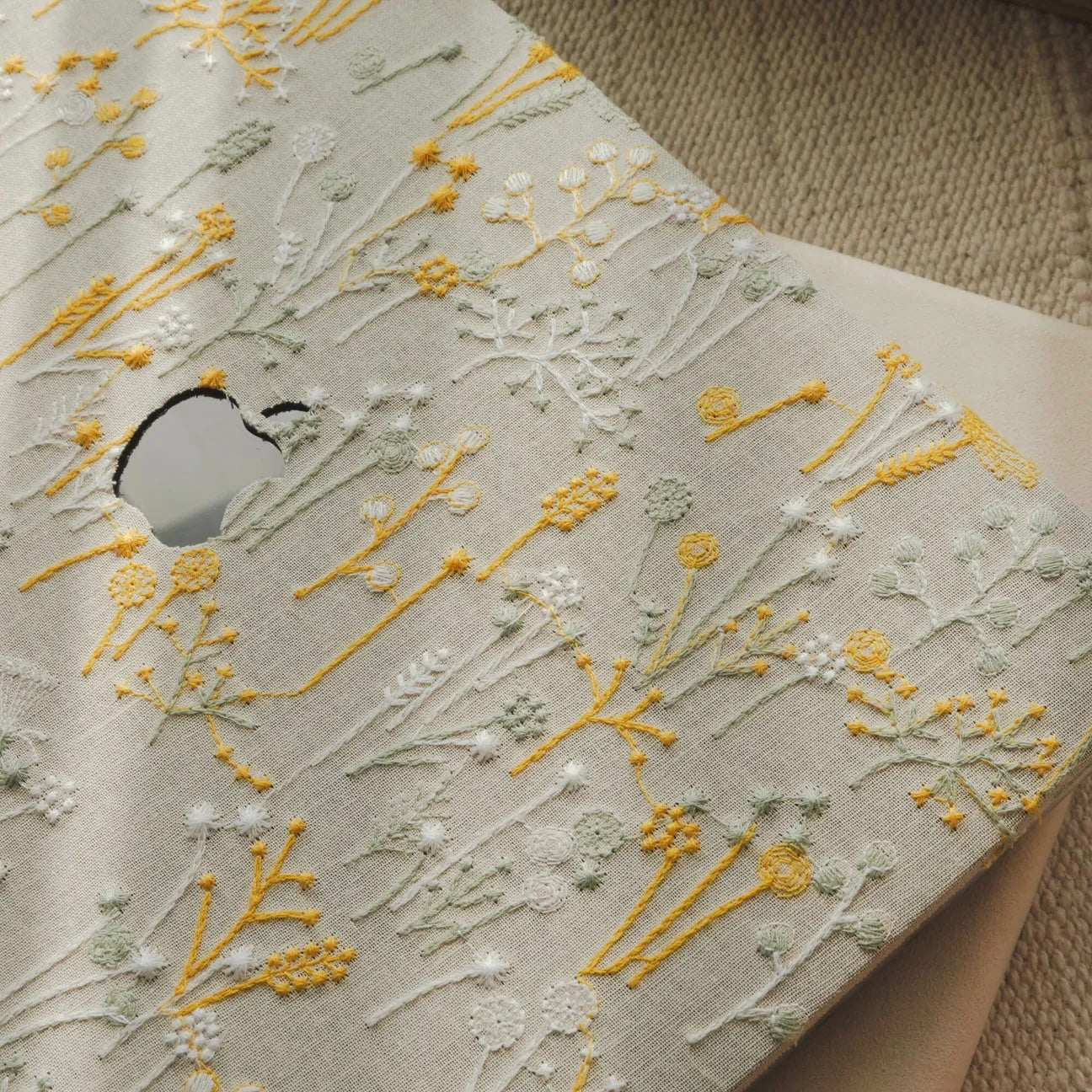 White Bandelion Embroidered Leather Macbook Case