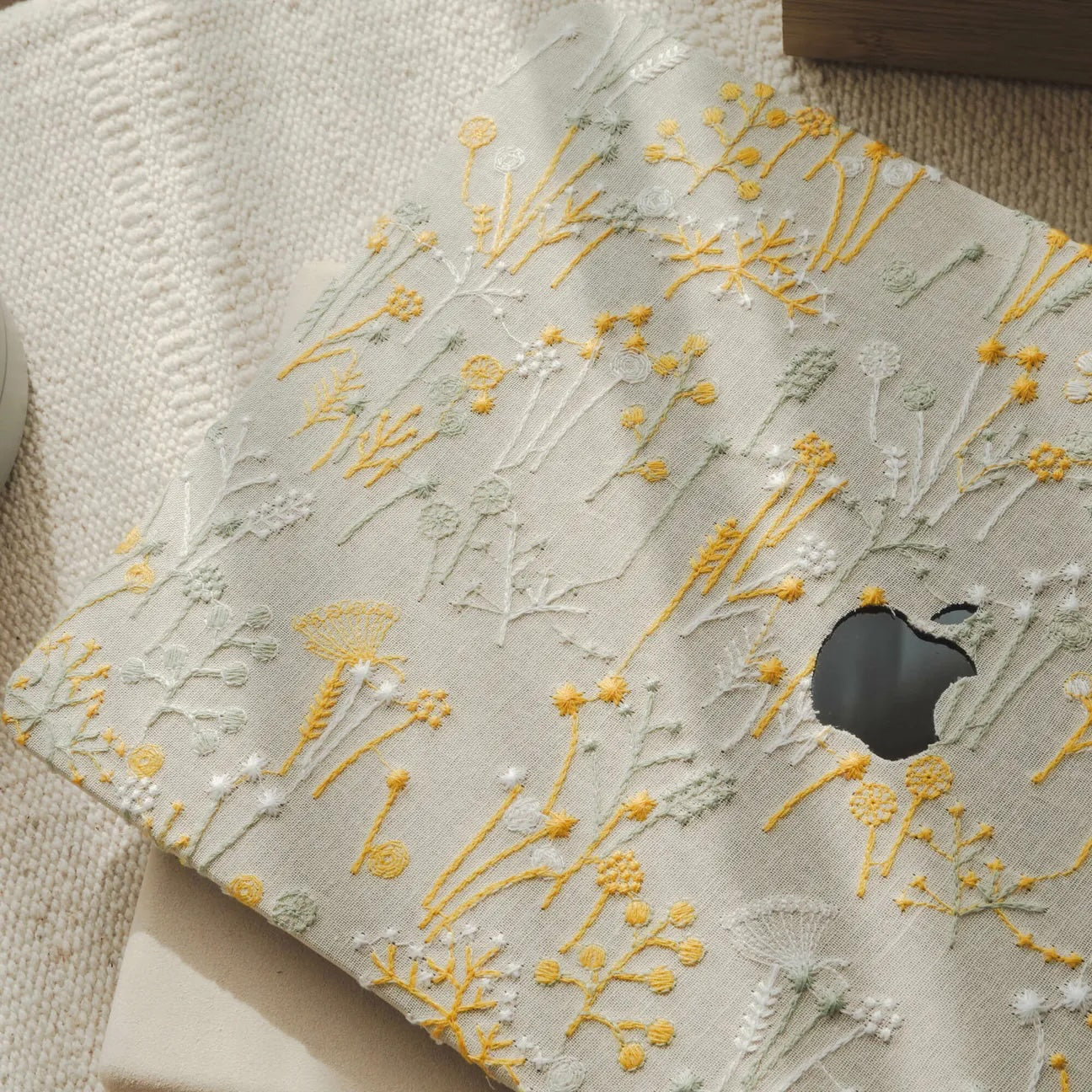 White Bandelion Embroidered Leather Macbook Case