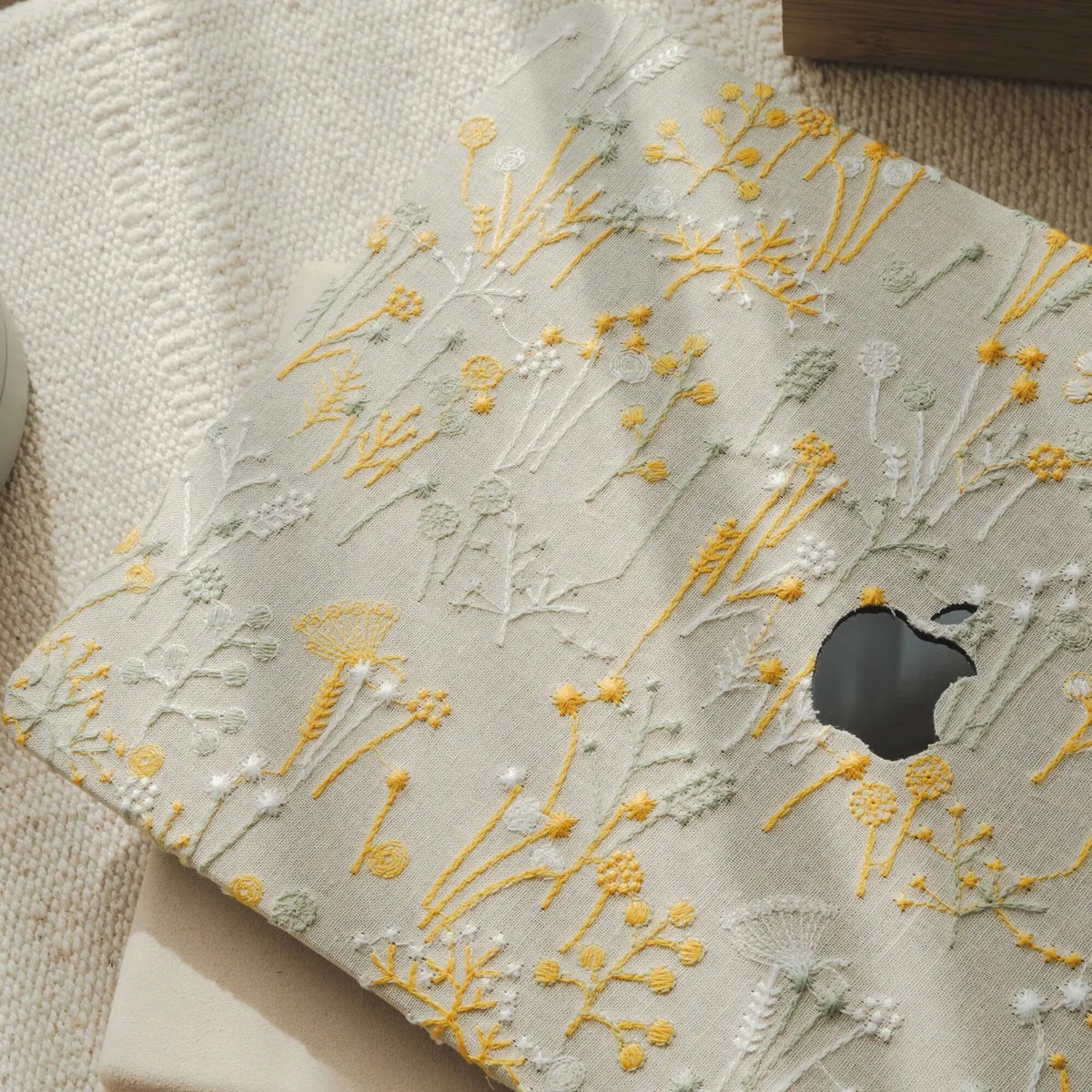 White Bandelion Embroidered Leather Macbook Case