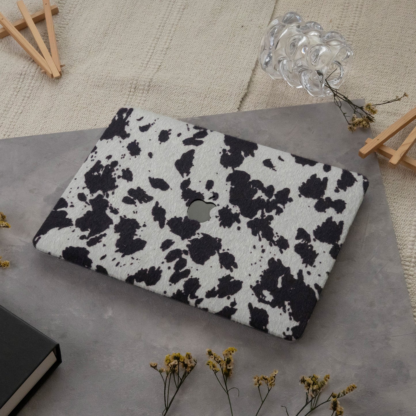 Leather Series ♾ Black and White Cow Pattern Mac Case