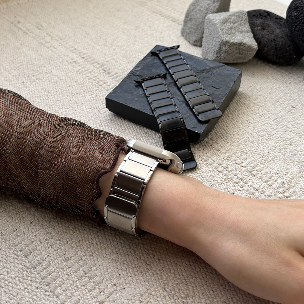 Metal Armor Magnetic Apple Watch Band