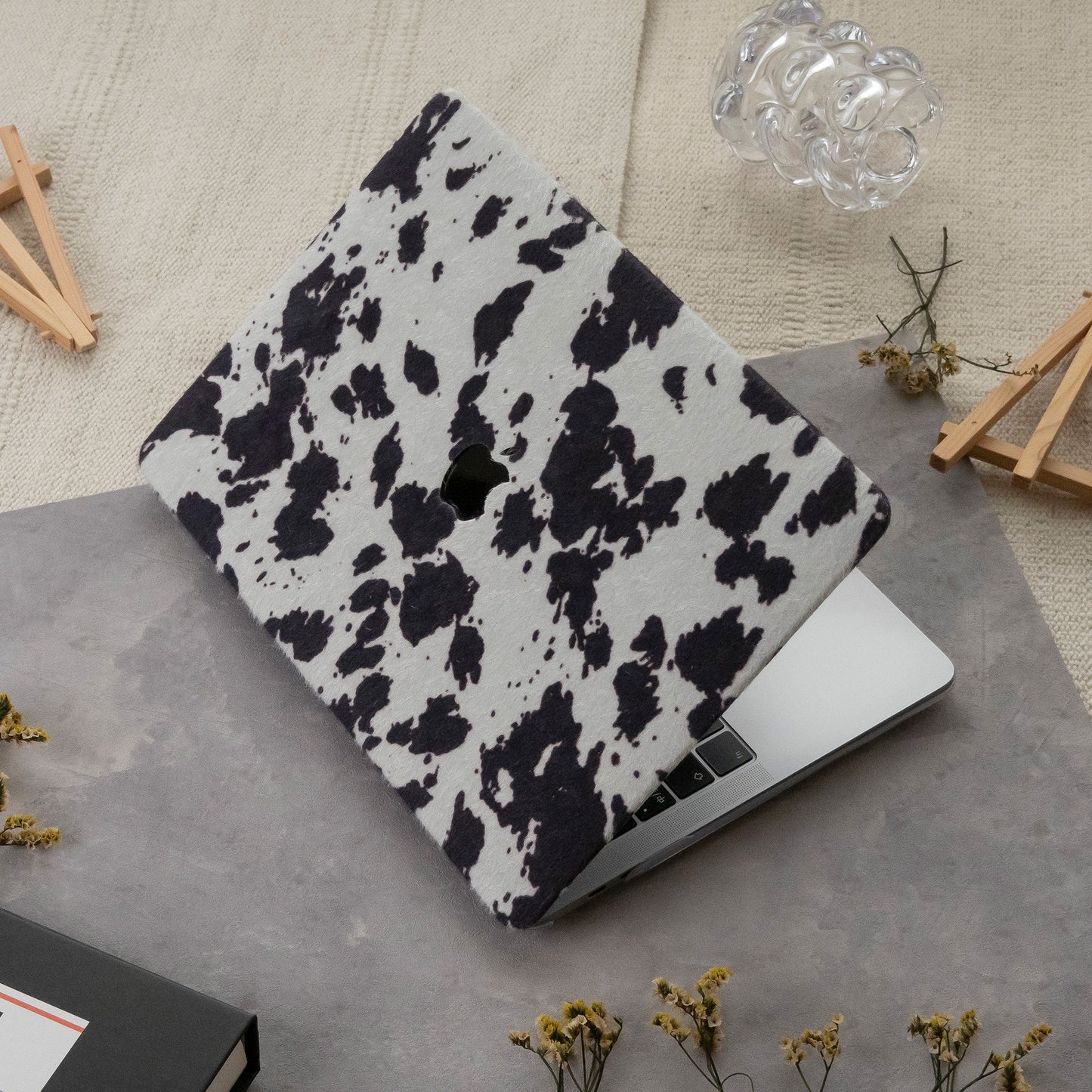 Leather Series ♾ Black and White Cow Pattern Mac Case