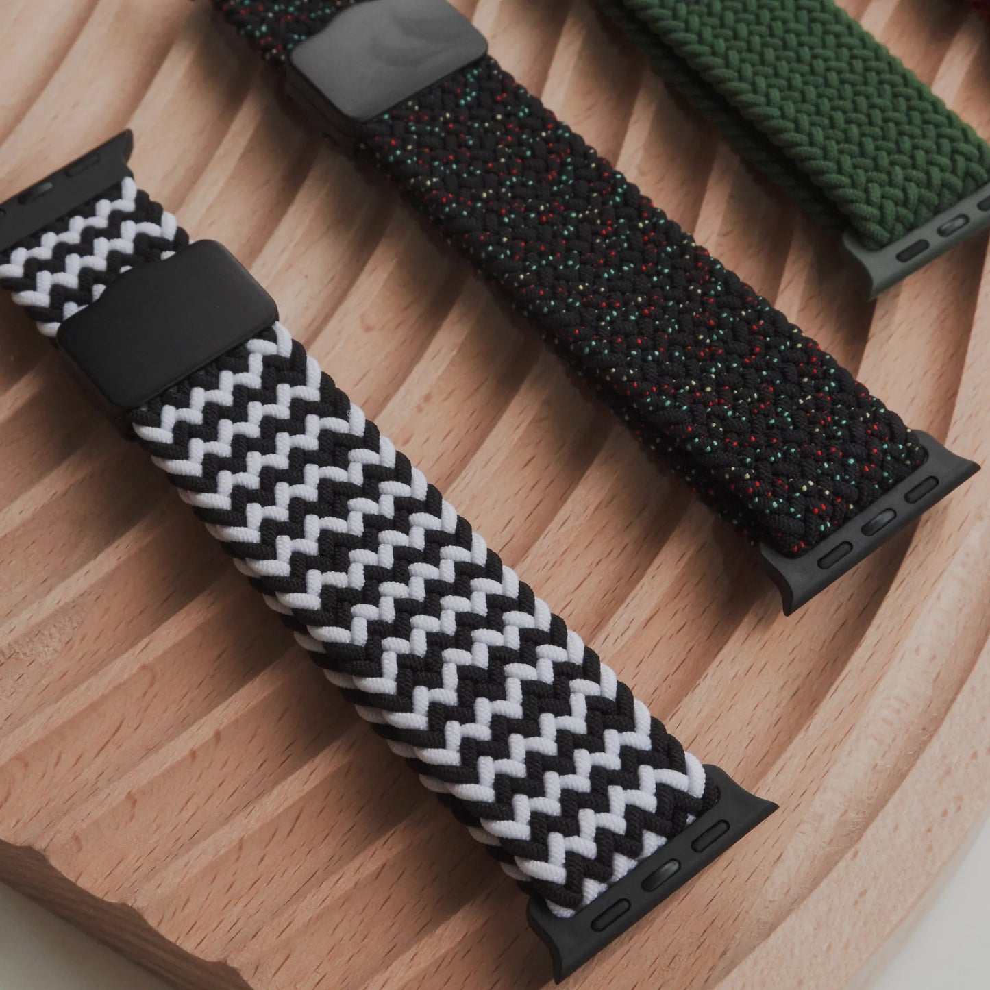 Elastic nylon magnetic closure breathable Apple Watch strap
