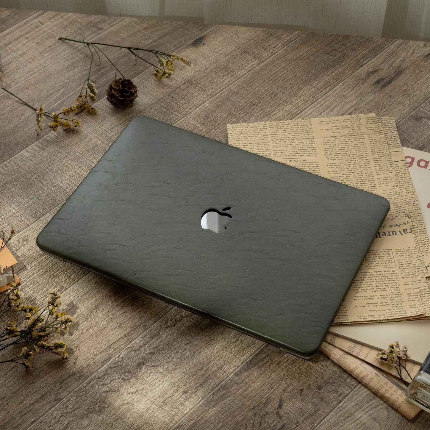 Leather Series: Black and Green Leather Mac Case
