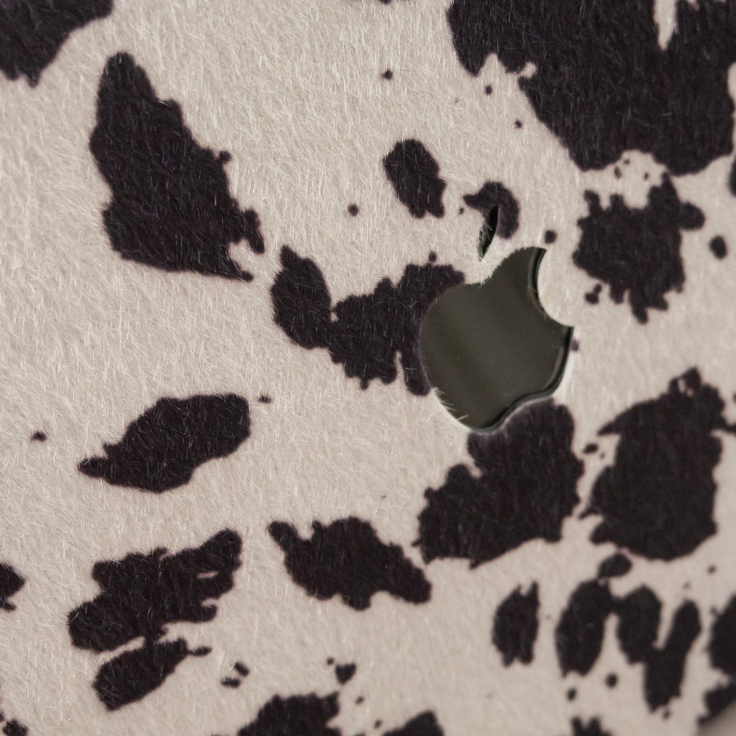 Leather Series ♾ Black and White Cow Pattern Mac Case
