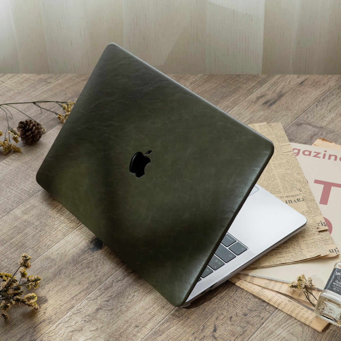 Leather Series: Black and Green Leather Mac Case