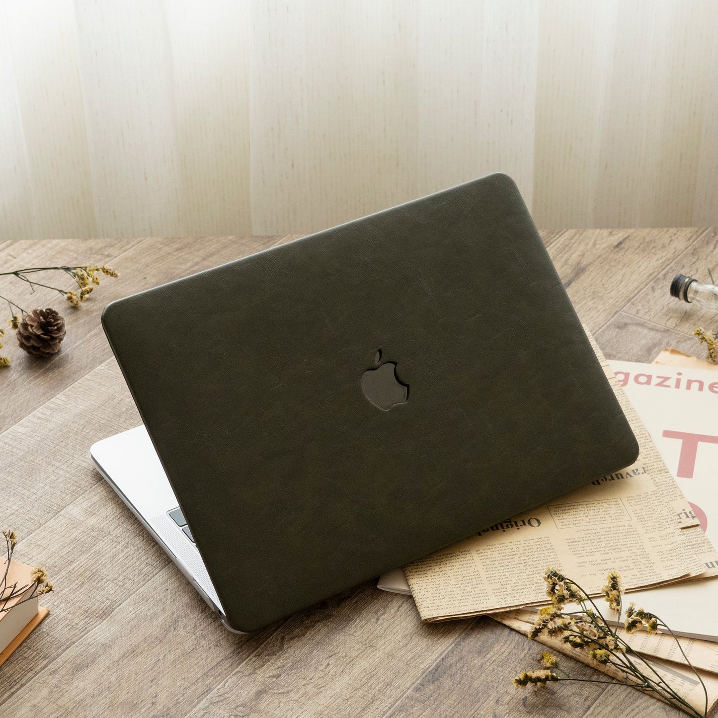 Leather Series: Black and Green Leather Mac Case