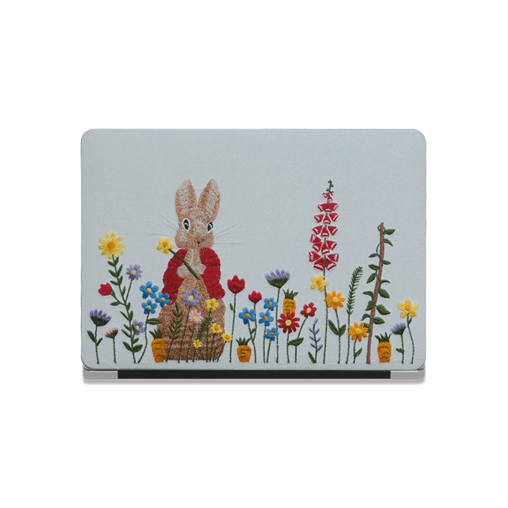 This is us White Hand-drawn Red-clothed Bunny ♾ Textured Stitching MacBook Case
