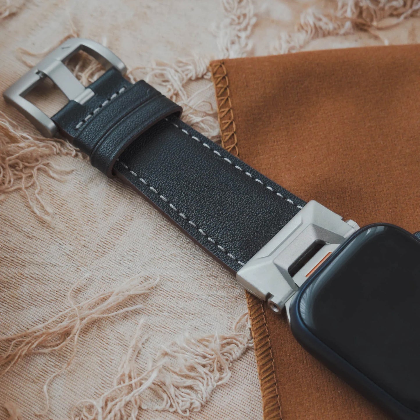 Genuine Leather Texture & Stainless Steel Mixed Apple Watch Band