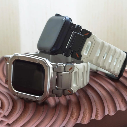 Silicone Outdoor Explorer Apple Watch strap